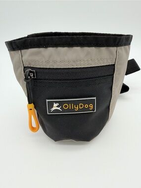 OllyDog Dog Treat Training Pouch Bag Gray Black Adjustable Waist Belt